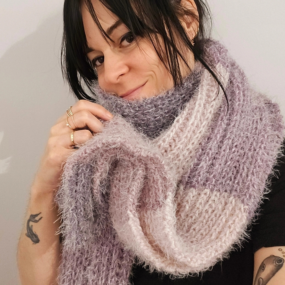 Handknit scarf purple tones, handmade by me ☺️